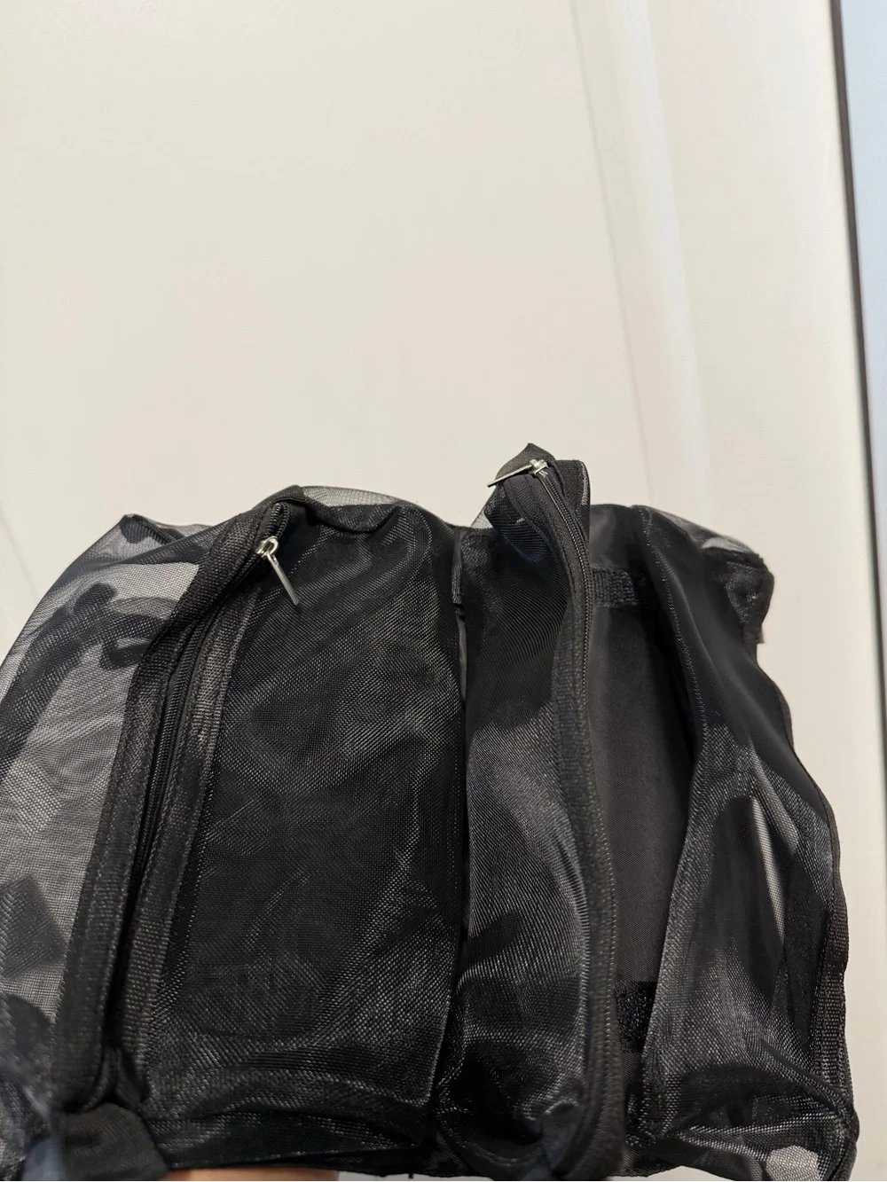 Aegnoo Black Hanging Travel Toiletry Organizer Bag